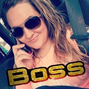 Meet your Posher, Macy